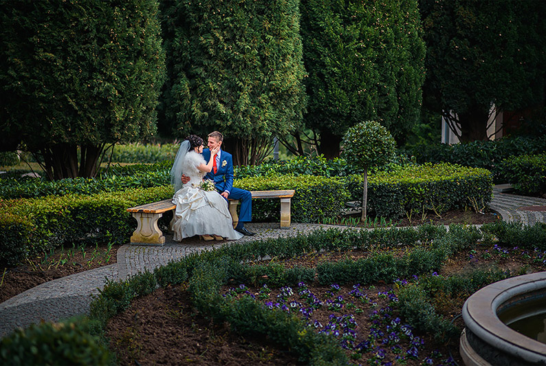 Свадебная фотосессия Ольги и Валентина в парке Айвазовского